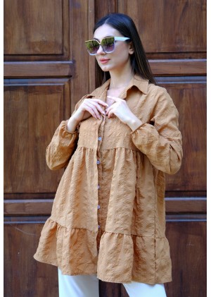 Zarif Duruş – Gofre Tunik – Koyu Bej