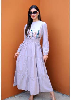 Nakış Detaylı Beli Lastikli Elbise – Açık Vizon