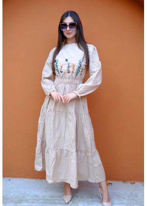 Nakış Detaylı Beli Lastikli Elbise – Bej